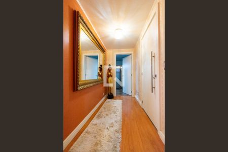 Corredor de apartamento à venda com 3 quartos, 179m² em Centro, Canoas