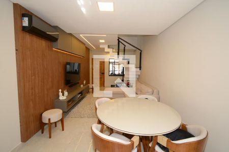 Sala de casa à venda com 3 quartos, 110m² em Jardim Umuarama, São Paulo