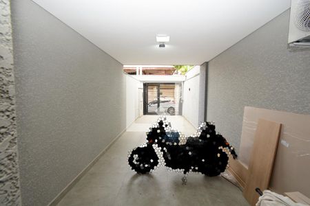 Garagem de casa à venda com 3 quartos, 110m² em Jardim Umuarama, São Paulo