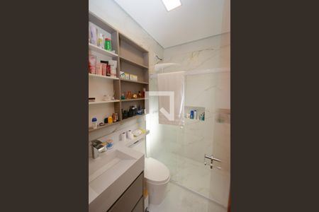 Banheiro da Suíte de casa à venda com 3 quartos, 110m² em Jardim Umuarama, São Paulo