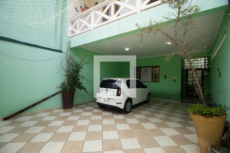 Garagem de casa à venda com 3 quartos, 380m² em Vila Leonor, São Paulo