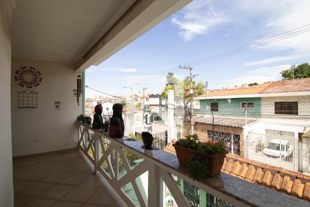 Varanda de casa à venda com 3 quartos, 380m² em Vila Leonor, São Paulo