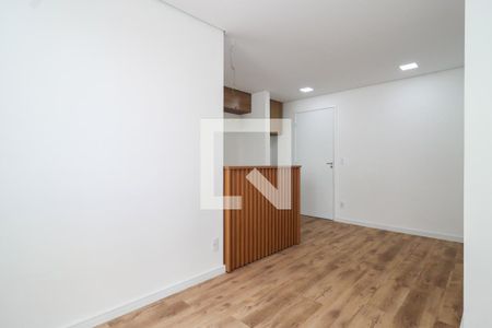 Sala de apartamento para alugar com 2 quartos, 42m² em Parque Arariba, São Paulo