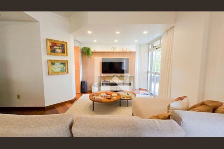 Sala de apartamento à venda com 4 quartos, 180m² em Serra, Belo Horizonte