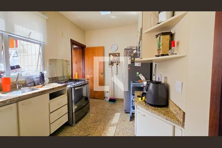 Cozinha de apartamento à venda com 4 quartos, 180m² em Serra, Belo Horizonte