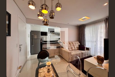 Sala de apartamento à venda com 2 quartos, 57m² em Campestre, Santo André