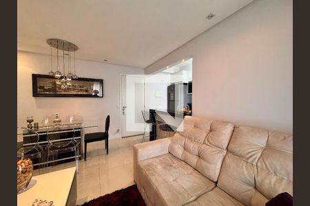 Sala de apartamento à venda com 2 quartos, 57m² em Campestre, Santo André