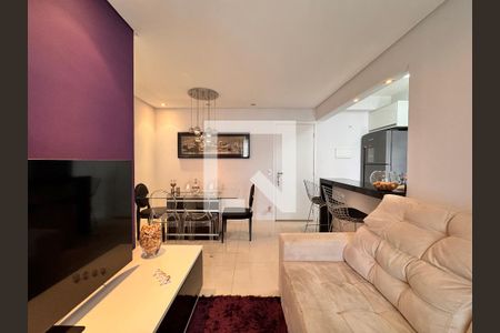 Sala de apartamento à venda com 2 quartos, 57m² em Campestre, Santo André