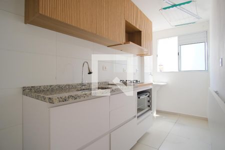 Cozinha e Área de Serviço de apartamento à venda com 2 quartos, 42m² em Vila Carrão, São Paulo