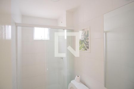 Banheiro de apartamento à venda com 2 quartos, 42m² em Vila Carrão, São Paulo