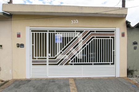 Fachada  de casa à venda com 2 quartos, 120m² em Parque Cruzeiro do Sul, São Paulo
