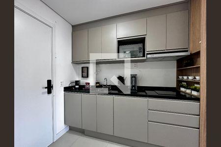 Studio de kitnet/studio para alugar com 0 quarto, 31m² em Jardim das Acacias, São Paulo