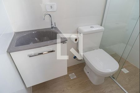 Banheiro de kitnet/studio para alugar com 1 quarto, 22m² em Bela Vista, São Paulo