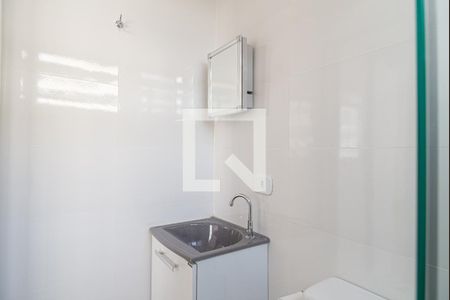 Banheiro de kitnet/studio para alugar com 1 quarto, 22m² em Bela Vista, São Paulo