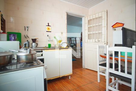 Cozinha 2 de casa à venda com 3 quartos, 230m² em Passo da Areia, Porto Alegre