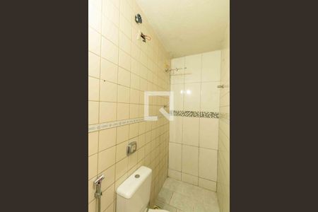 Banheiro Social de casa para alugar com 3 quartos, 55m² em Céu Azul, Belo Horizonte