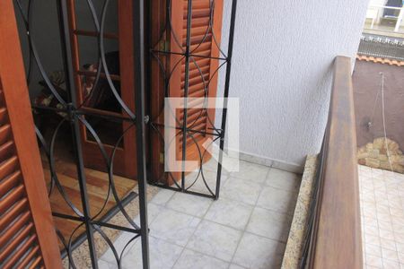 Varanda do Quarto 3 de casa à venda com 4 quartos, 250m² em Parque Renato Maia, Guarulhos
