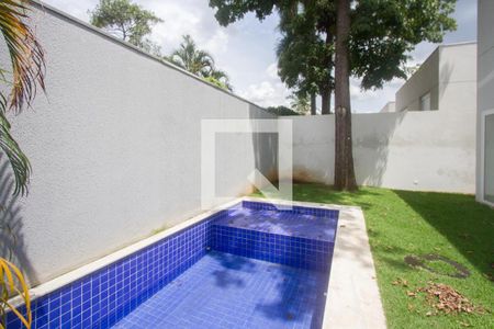 Piscina de casa de condomínio à venda com 4 quartos, 539m² em Granja Julieta, São Paulo