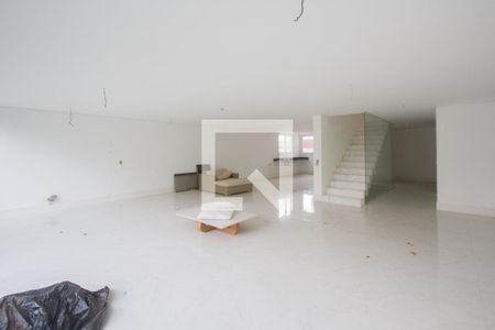 Sala de casa de condomínio à venda com 4 quartos, 539m² em Granja Julieta, São Paulo