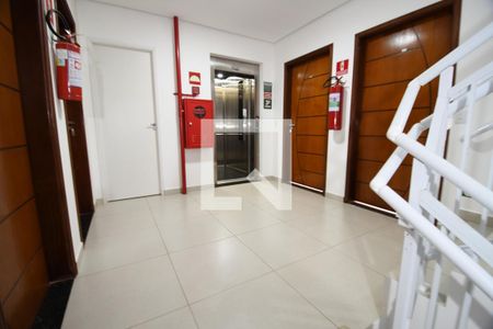 Hall de entrada de apartamento para alugar com 2 quartos, 55m² em Vila Industrial (campinas), Campinas