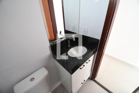 Banheiro 2 de apartamento para alugar com 2 quartos, 55m² em Vila Industrial (campinas), Campinas