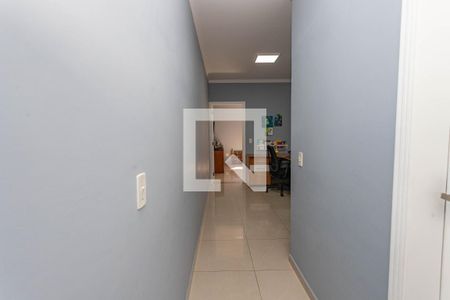 Corredor de casa para alugar com 3 quartos, 170m² em Centro, Diadema