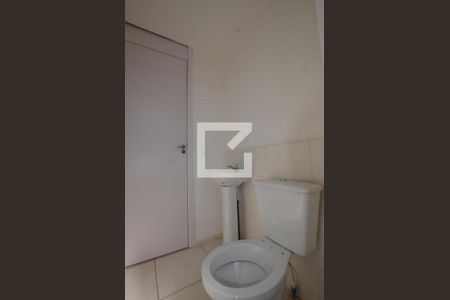 Banheiro de apartamento para alugar com 2 quartos, 41m² em Campo Grande, Rio de Janeiro