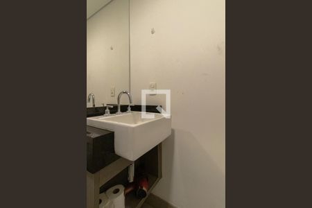 Banheiro de kitnet/studio para alugar com 1 quarto, 29m² em Vila Olímpia, São Paulo