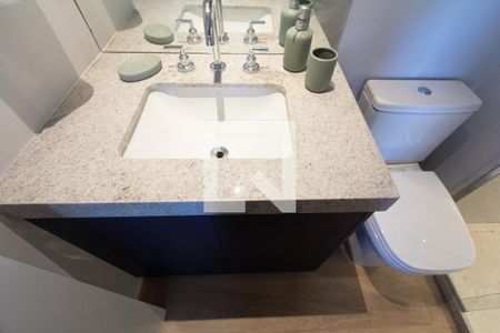Banheiro de kitnet/studio à venda com 1 quarto, 27m² em Vila Nova Conceição, São Paulo