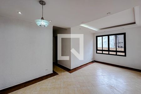 Sala de apartamento à venda com 3 quartos, 58m² em Vila Bertioga, São Paulo