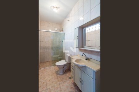 Banheiro de casa à venda com 1 quarto, 250m² em Jardim Londrina, São Paulo