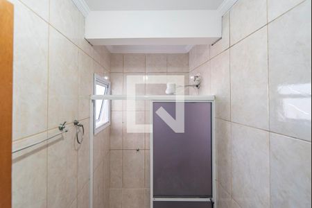 Banheiro do Quarto 2 de apartamento para alugar com 2 quartos, 57m² em Vila Assunção, Santo André
