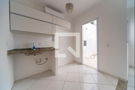 Cozinha de apartamento para alugar com 2 quartos, 57m² em Vila Assunção, Santo André