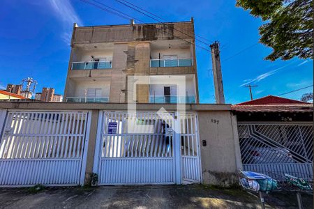 Fachada de apartamento para alugar com 2 quartos, 57m² em Vila Assunção, Santo André