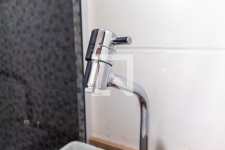 Banheiro - torneira de apartamento para alugar com 2 quartos, 38m² em Vila Ré, São Paulo