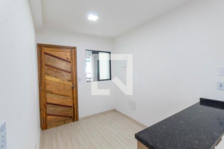 Sala/Cozinha de apartamento para alugar com 2 quartos, 38m² em Vila Ré, São Paulo