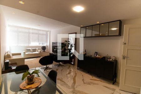 Sala de apartamento à venda com 3 quartos, 100m² em Icaraí, Niterói