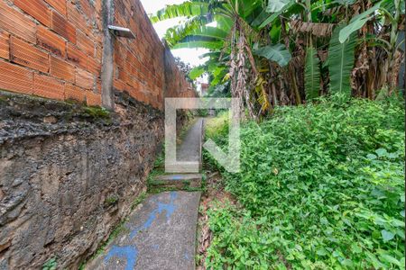 Quintal de casa à venda com 3 quartos, 366m² em Estrela Dalva, Belo Horizonte