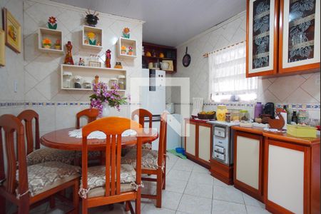 Cozinha de casa à venda com 3 quartos, 250m² em Sarandi, Porto Alegre