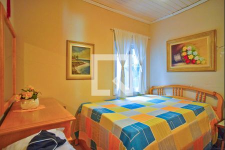 Quarto 2 de casa à venda com 3 quartos, 250m² em Sarandi, Porto Alegre