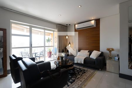 Sala de apartamento à venda com 3 quartos, 230m² em Tijuca, Rio de Janeiro