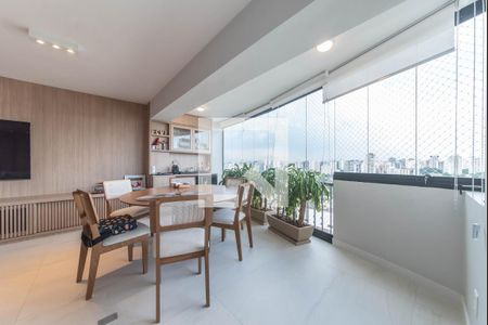 Sala de apartamento à venda com 3 quartos, 158m² em Brooklin Novo, São Paulo