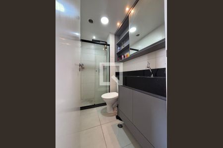 Banheiro de apartamento à venda com 2 quartos, 34m² em Jardim Miriam, São Paulo