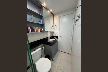 Banheiro de apartamento à venda com 2 quartos, 34m² em Jardim Miriam, São Paulo