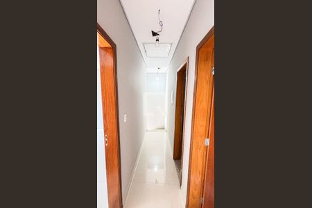 Corredor de casa à venda com 3 quartos, 106m² em Vila Curuçá, Santo André