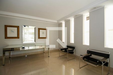 Hall Social de apartamento à venda com 3 quartos, 185m² em Paraíso, São Paulo