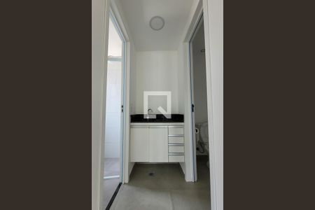 Banheiro de apartamento para alugar com 2 quartos, 53m² em Vila Sao Pedro, Santo André