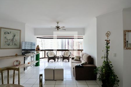 Sala de apartamento para alugar com 2 quartos, 110m² em Jardim Las Palmas, Guarujá