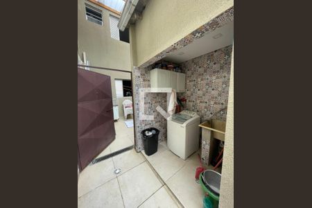 Foto 08 de casa à venda com 2 quartos, 83m² em Vila Bertioga, São Paulo