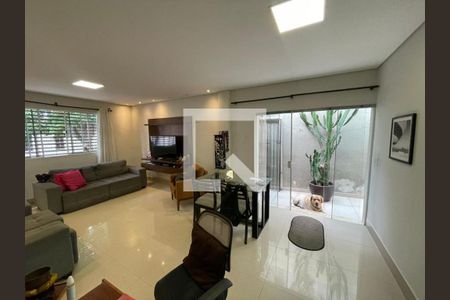 Foto 13 de casa à venda com 2 quartos, 83m² em Vila Bertioga, São Paulo